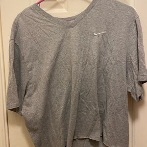 Grey nike cropped t-shirt